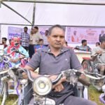 *मोटराइज्ड ट्राईसिकल से कमलू राम बने आत्मनिर्भर*     *सहायक उपकरण मिलने से बाजार जाने के लिए दूसरों पर निर्भरता हुई कम*